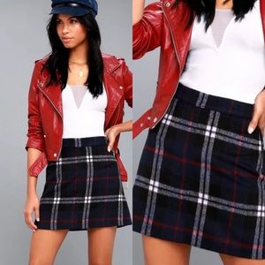 Lulu’s Navy Plaid Mini-Skirt